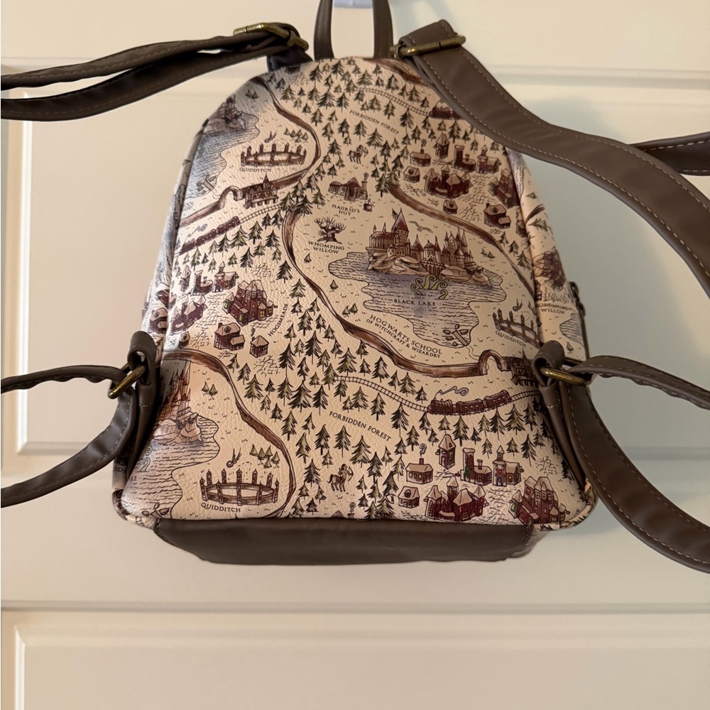 Loungefly Harry Potter Map Backpack - Picture 2 of 4